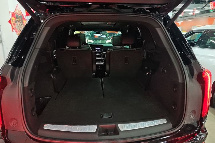 Used Cadillac XT6 2021 28T Six-Seater Four-Wheel-Drive Luxury Version Trunk