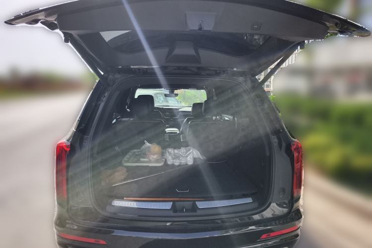 Used Cadillac XT6 2021 28T Six-Seater Luxury Version Trunk