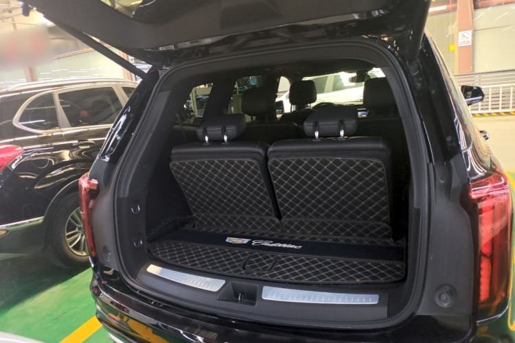 Used Cadillac XT6 2021 28T Six-Seater Luxury Version Trunk