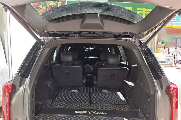 Used Cadillac XT6 2021 28T Six-Seater Luxury Version Trunk