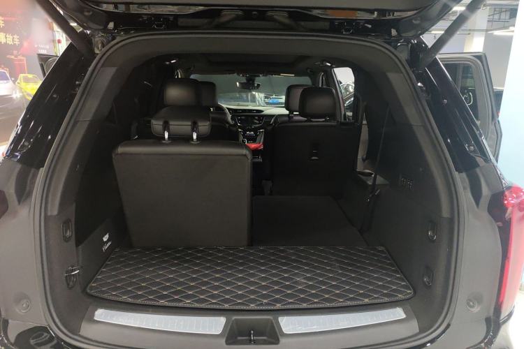 Used Cadillac XT6 2021 2.0T Six-Seater Four-Wheel-Drive Luxury Version Trunk