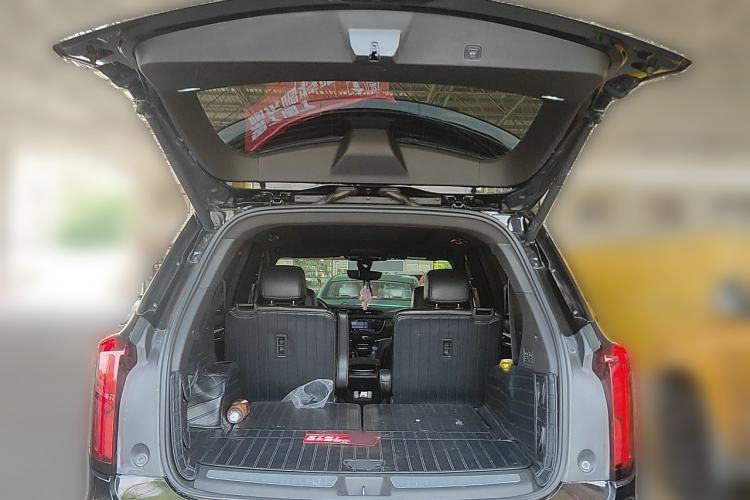 Used Cadillac XT6 2021 28T Six-Seater Four-Wheel-Drive Luxury Version Trunk