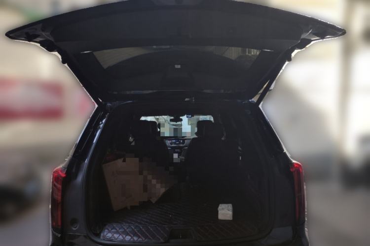 Used Cadillac XT6 2021 2.0T Six-Seater Four-Wheel-Drive Luxury Version Trunk