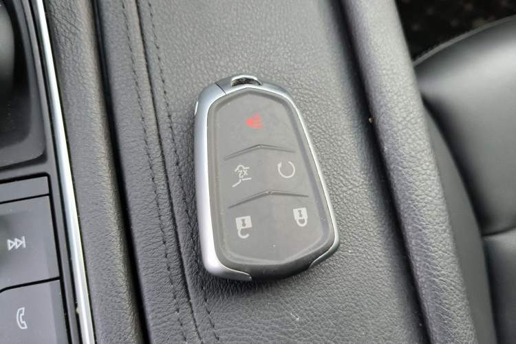 Used Cadillac XT6 2021 2.0T Six-Seater Four-Wheel-Drive Luxury Version Vehicle Key
