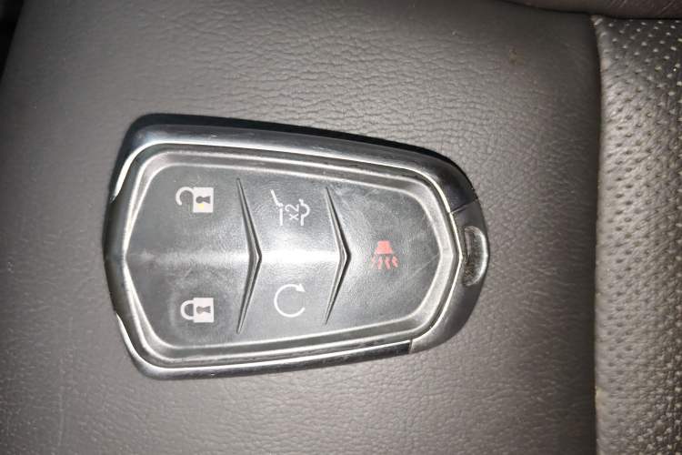 Used Cadillac XT6 2021 2.0T 7-Seater Four-Wheel Drive Luxury Version Vehicle Key