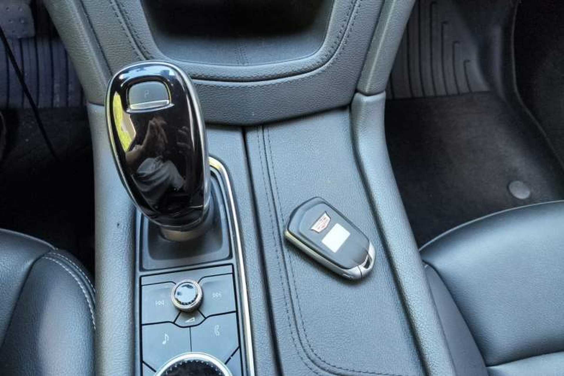 Used Cadillac XT6 2021 2.0T 6-Seater Two-Wheel Drive Luxury Version Vehicle Key