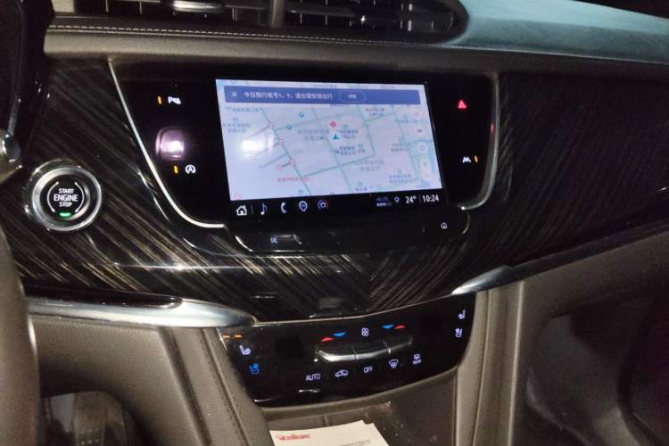 Used Cadillac XT6 2021 2.0T Six-Seater Four-Wheel-Drive Luxury Version Audio And AC Panel