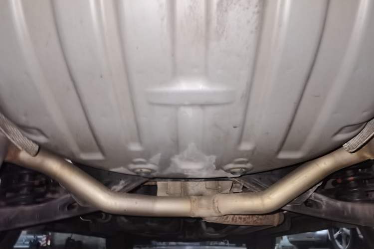 Used Cadillac XT6 2021 2.0T Six-Seater Four-Wheel-Drive Luxury Version Chassis Rear