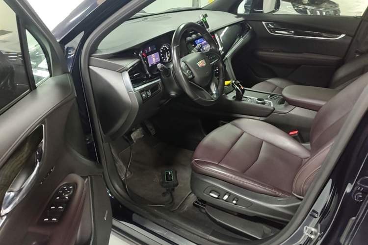 Used Cadillac XT6 2021 2.0T 6-Seater Two-Wheel Drive Luxury Version Driver Seat