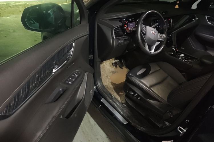 Used Cadillac XT6 2021 2.0T 7-Seater Four-Wheel Drive Luxury Version Driver Seat