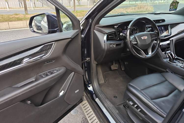 Used Cadillac XT6 2021 2.0T 7-Seater Four-Wheel Drive Luxury Version Driver Seat