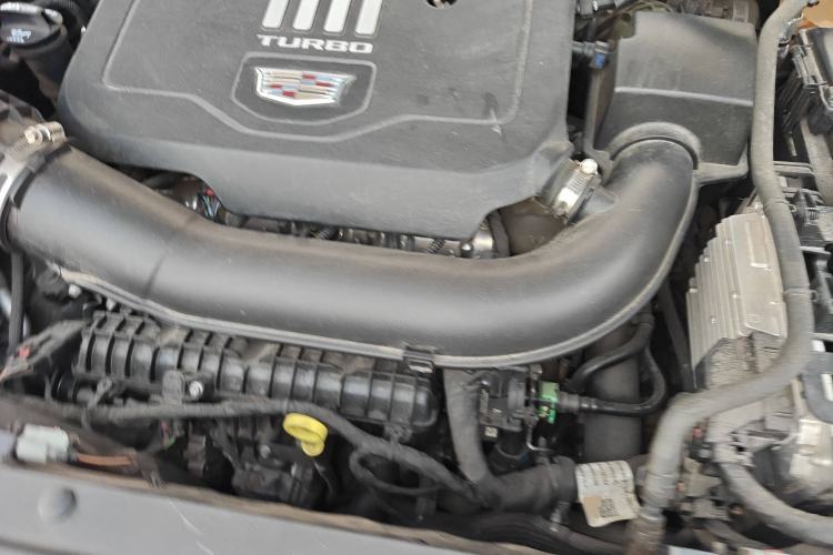 Used Cadillac XT6 2021 2.0T 7-Seater Four-Wheel Drive Luxury Version Engine Bay