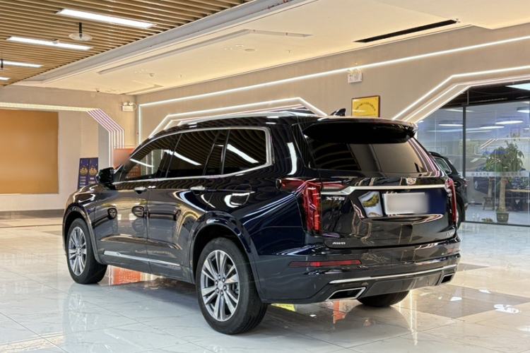 Used Cadillac XT6 2021 28T Six-Seater Four-Wheel-Drive Luxury Version Exterior 2