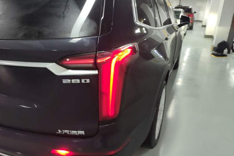 Used Cadillac XT6 2021 2.0T 6-Seater Two-Wheel Drive Luxury Version Exterior 3