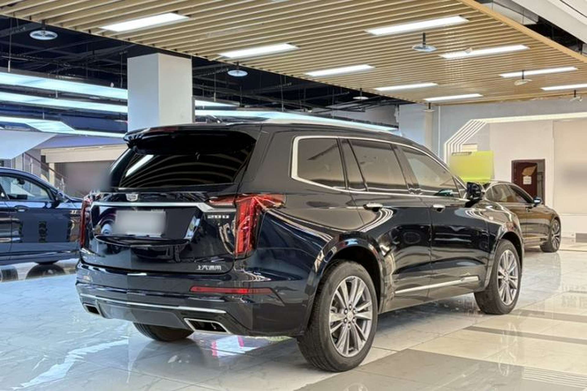 Used Cadillac XT6 2021 28T Six-Seater Four-Wheel-Drive Luxury Version Exterior 3
