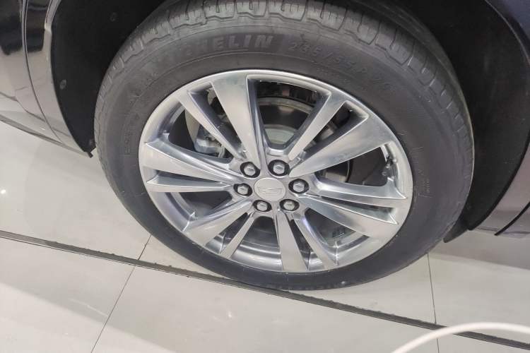 Used Cadillac XT6 2021 28T Six-Seater Luxury Version Exterior 8