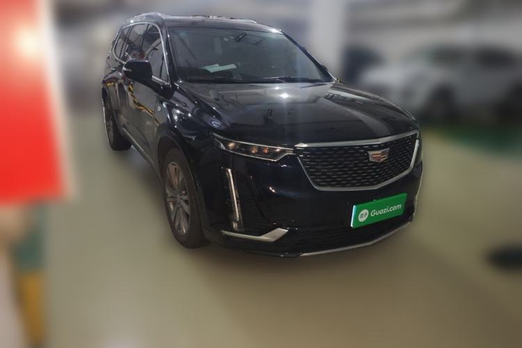 Used Cadillac XT6 2021 28T Six-Seater Luxury Version Front Right 45 Deg