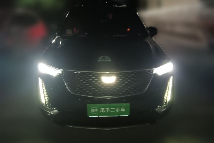 Used Cadillac XT6 2021 28T Six-Seater Luxury Version Front