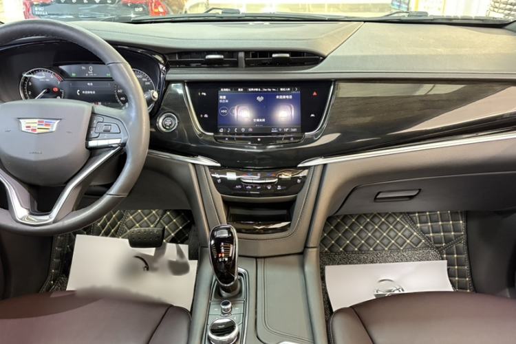 Used Cadillac XT6 2021 28T Six-Seater Four-Wheel-Drive Luxury Version Gear Lever