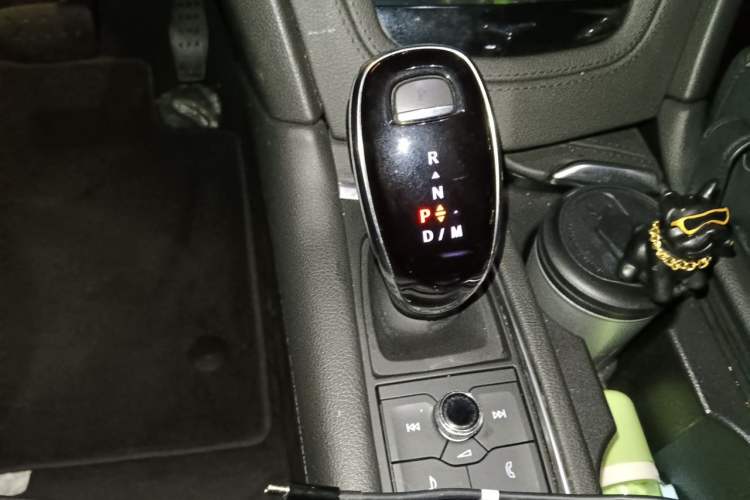 Used Cadillac XT6 2021 28T Six-Seater Luxury Version Gear Lever