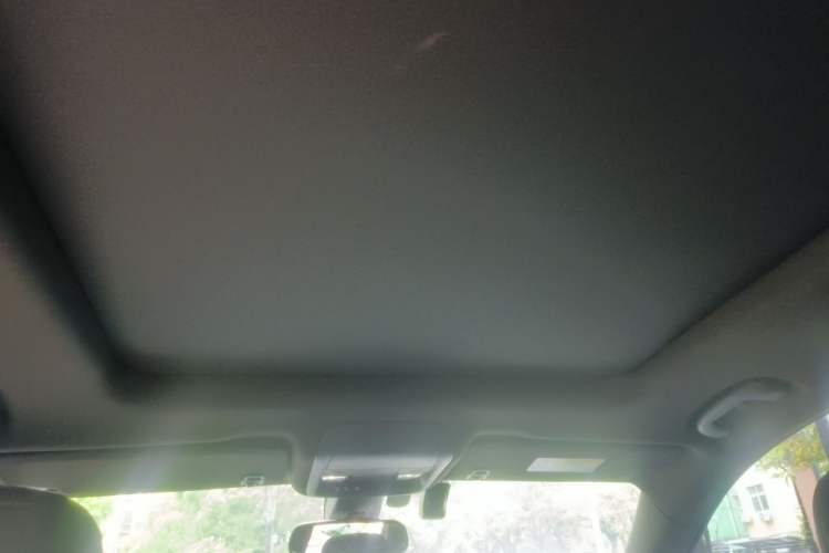 Used Cadillac XT6 2021 2.0T Six-Seater Four-Wheel-Drive Luxury Version Headliner