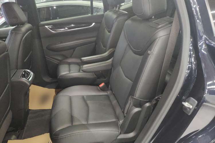 Used Cadillac XT6 2021 28T Six-Seater Luxury Version Interior 4