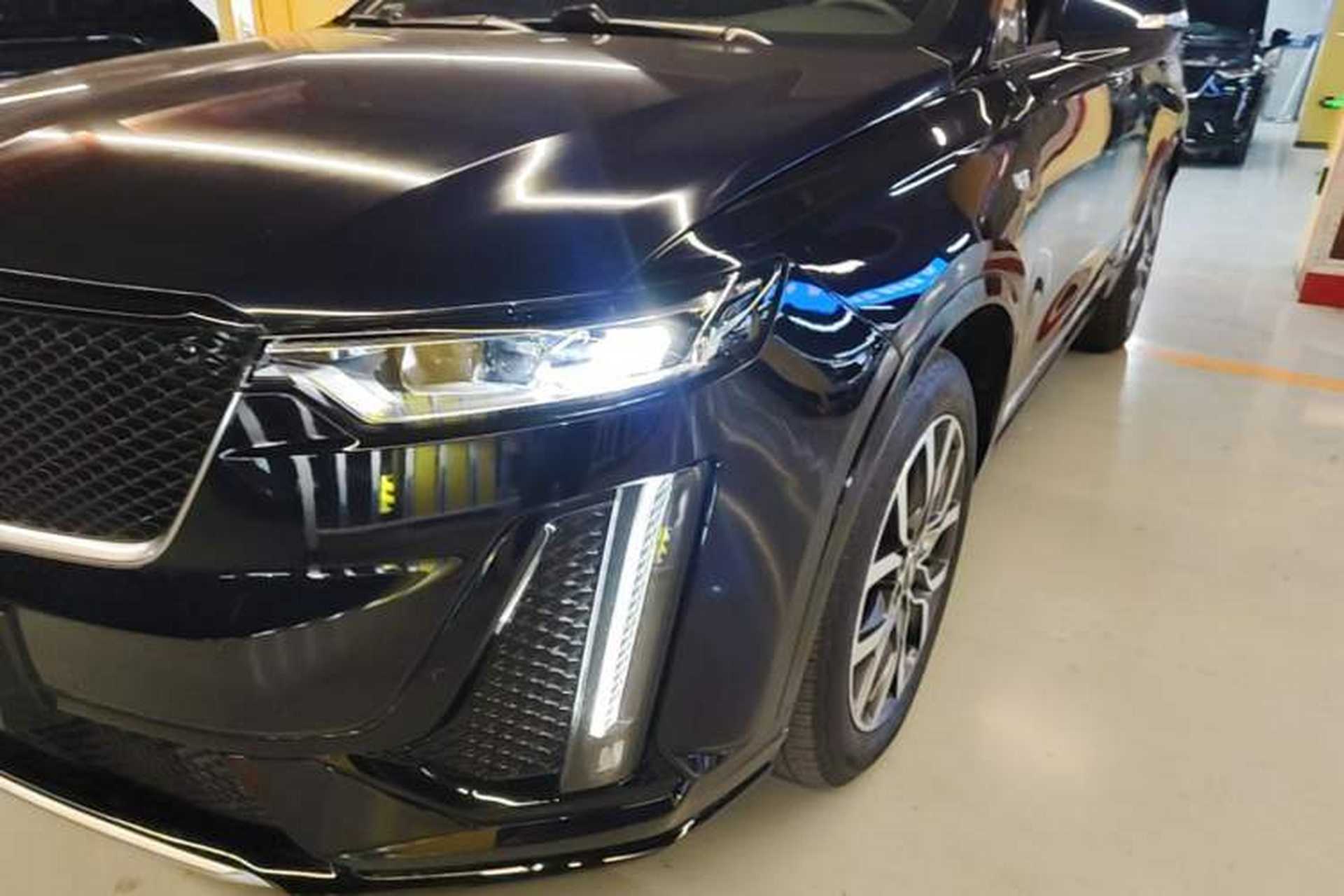 Used Cadillac XT6 2021 Revised Version 2.0T 6-Seater Four-Wheel Drive Premium Edition Left Front Headlight