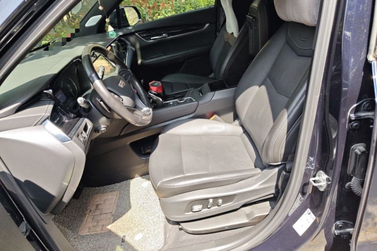Used Cadillac XT6 2021 2.0T 7-Seater Four-Wheel Drive Luxury Version Left Front Seat