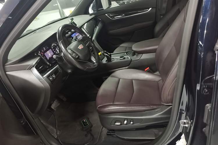 Used Cadillac XT6 2021 2.0T 6-Seater Two-Wheel Drive Luxury Version Left Front Seat