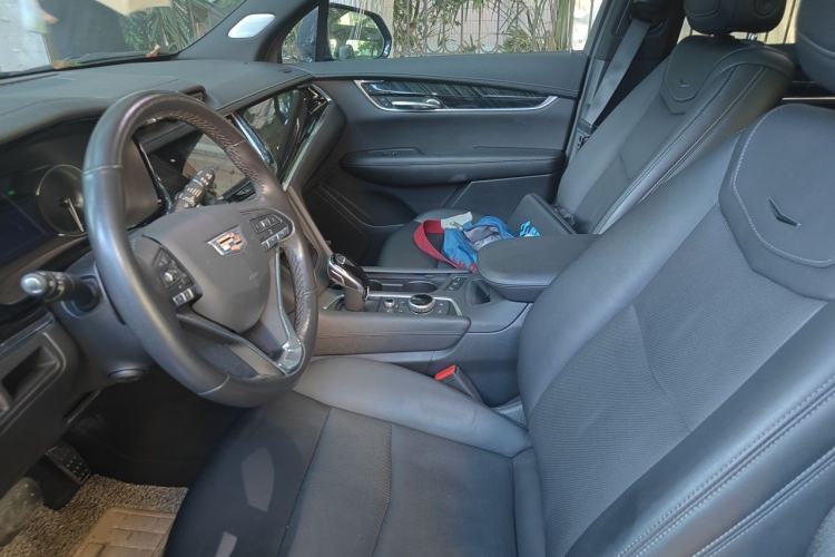 Used Cadillac XT6 2021 2.0T 7-Seater Four-Wheel Drive Luxury Version Left Front Seat