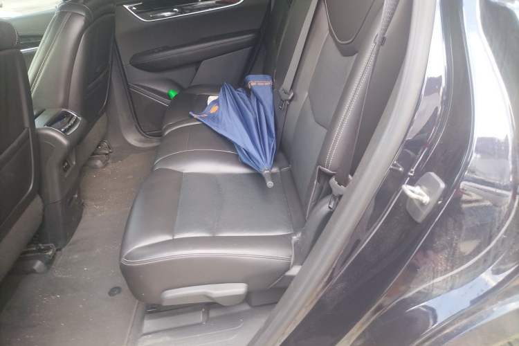 Used Cadillac XT6 2021 28T 7-Seater Luxury Sporty Enjoy-the-Comfort Safety Edition Left Rear Seat