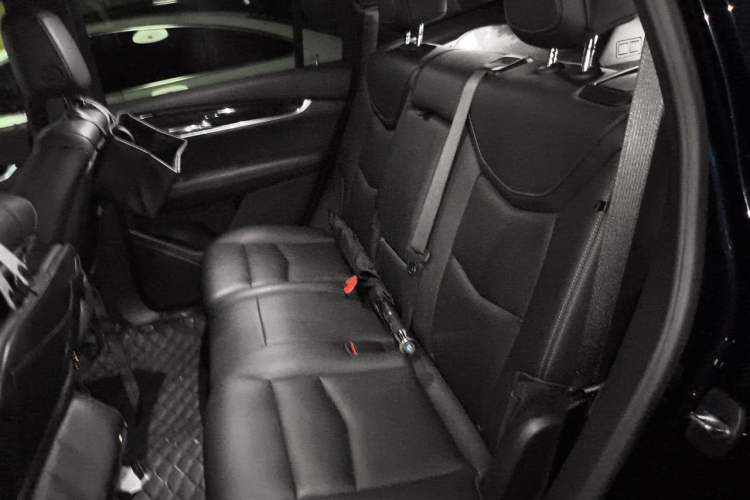 Used Cadillac XT6 2021 28T Seven-Seater Luxury Version Left Rear Seat
