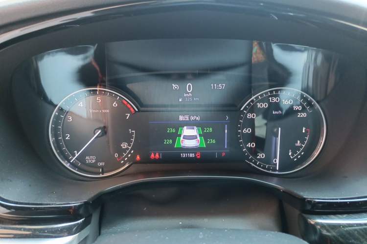Used Cadillac XT6 2021 2.0T 6-Seater Two-Wheel Drive Luxury Version Odometer Close Up