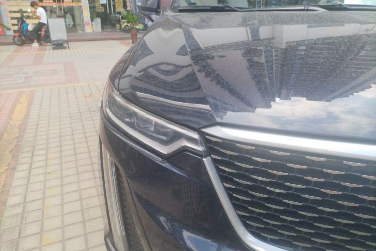 Used Cadillac XT6 2021 28T 7-Seater Luxury Sporty Enjoy-the-Comfort Safety Edition Right Front Headlight