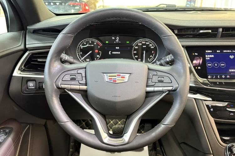 Used Cadillac XT6 2021 28T Six-Seater Four-Wheel-Drive Luxury Version Steering Wheel