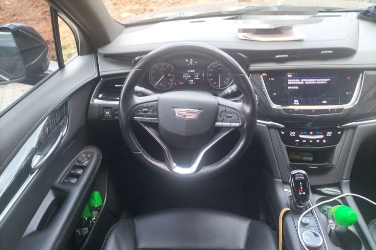 Used Cadillac XT6 2021 28T 7-Seater Luxury Sporty Enjoy-the-Comfort Safety Edition Steering Wheel