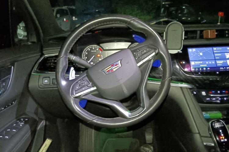 Used Cadillac XT6 2021 28T Six-Seater Luxury Version Steering Wheel