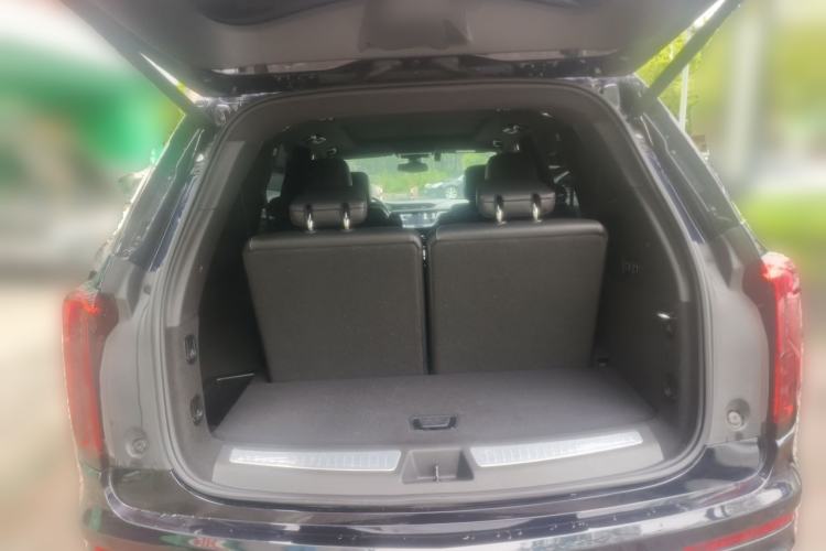 Used Cadillac XT6 2021 2.0T Six-Seater Four-Wheel-Drive Luxury Version Trunk