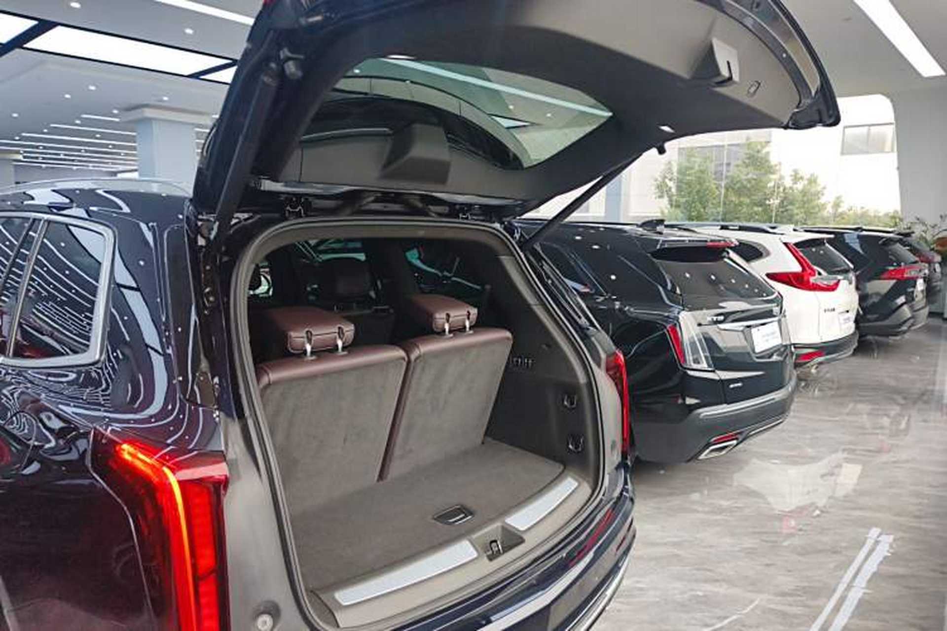 Used Cadillac XT6 2021 2.0T 6-Seater Two-Wheel Drive Luxury Version Trunk