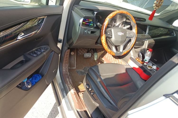 Used Cadillac XT6 2021 2.0T 7-Seater Four-Wheel Drive Luxury Version Driver Seat