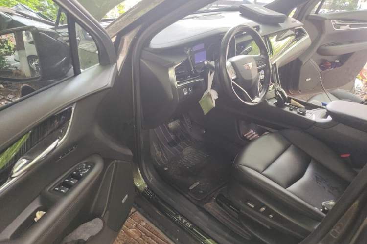Used Cadillac XT6 2021 2.0T 6-Seater Two-Wheel Drive Luxury Version Driver Seat