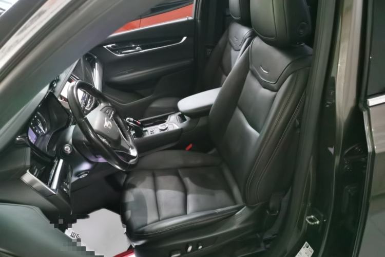 Used Cadillac XT6 2021 2.0T 7-Seater Four-Wheel Drive Luxury Version Left Front Seat