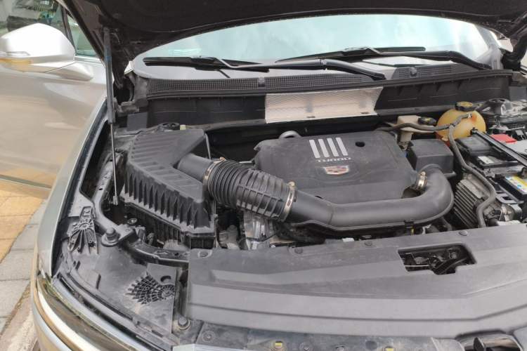 Used Cadillac XT6 2021 28T Six-Seater Luxury Version Engine Bay Right