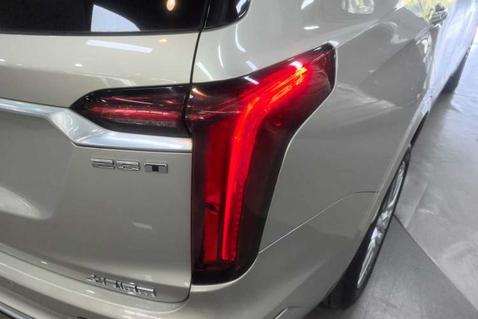 Used Cadillac XT6 2021 2.0T Six-Seater Four-Wheel-Drive Luxury Version Exterior 3