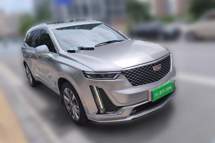 Used Cadillac XT6 2021 28T Six-Seater Luxury Version Front Right 45 Deg