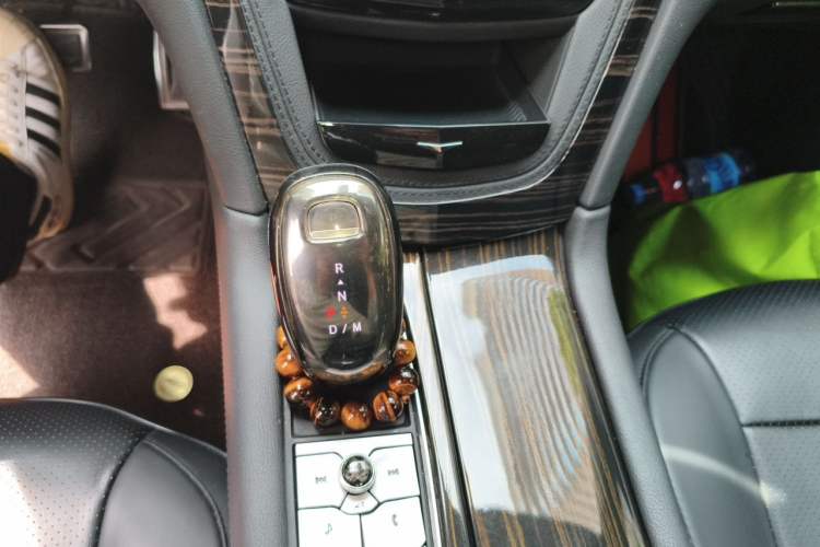 Used Cadillac XT6 2021 28T Six-Seater Luxury Version Gear Lever