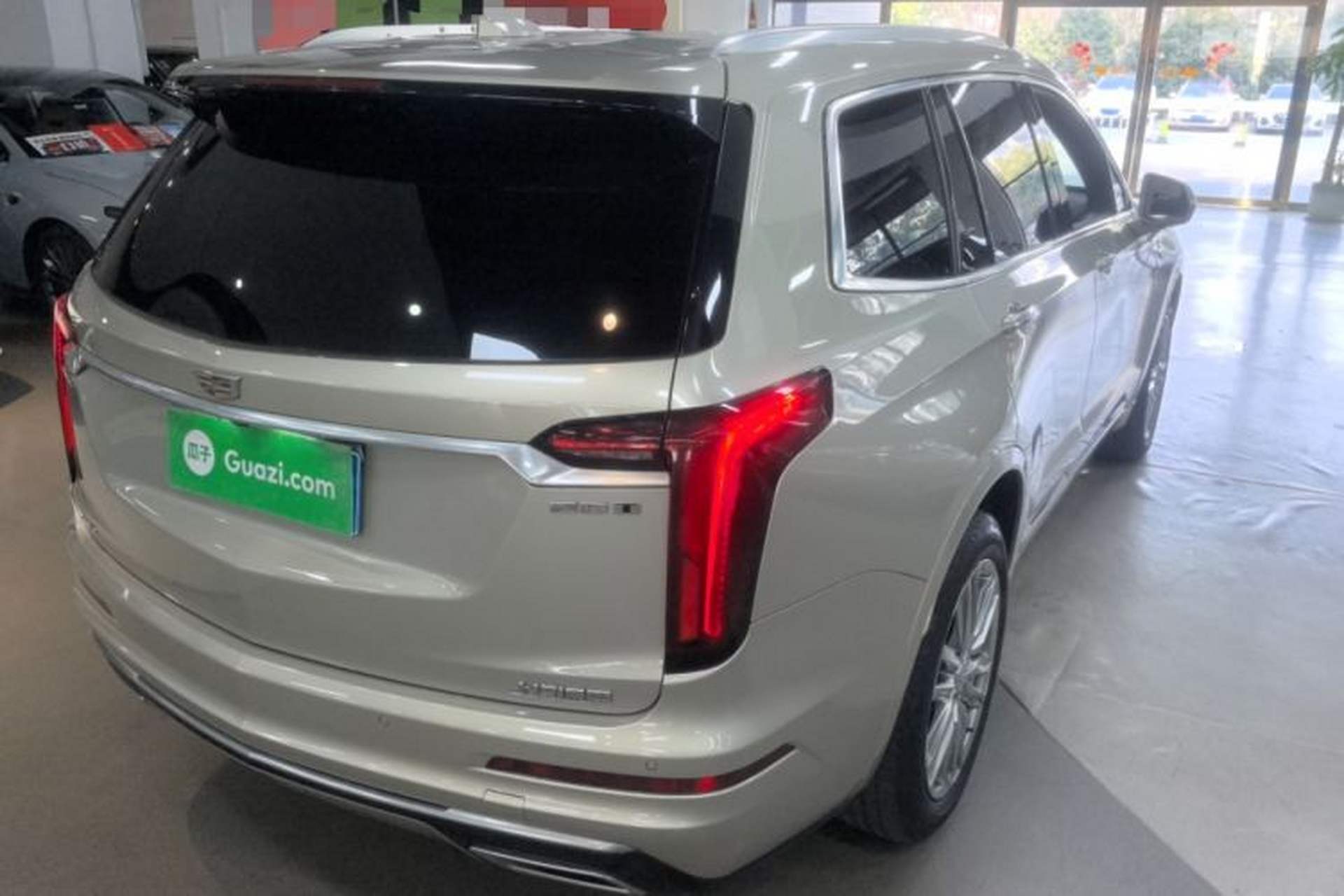 Used Cadillac XT6 2021 2.0T Six-Seater Four-Wheel-Drive Luxury Version Rear Right 45 Deg