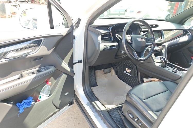 Used Cadillac XT6 2021 2.0T 7-Seater Four-Wheel Drive Luxury Version Driver Seat