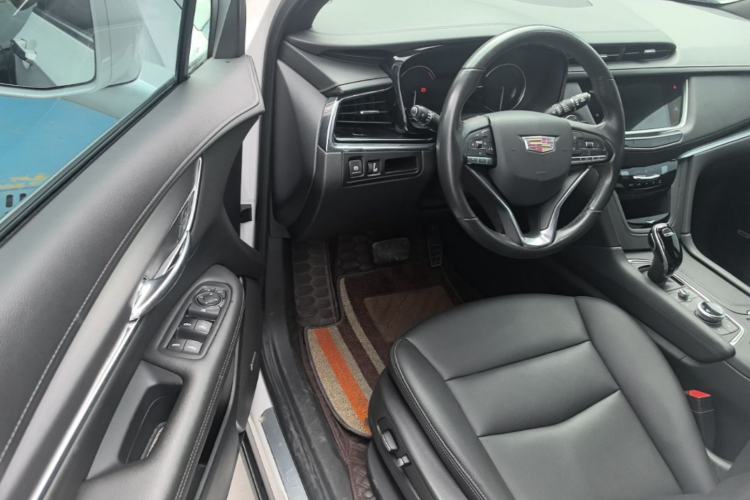 Used Cadillac XT6 2021 28T Six-Seater Fashion Edition Driver Seat