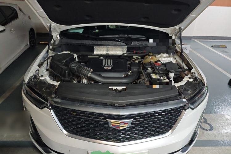 Used Cadillac XT6 2021 2.0T 6-Seater Two-Wheel Drive Luxury Version Engine Bay